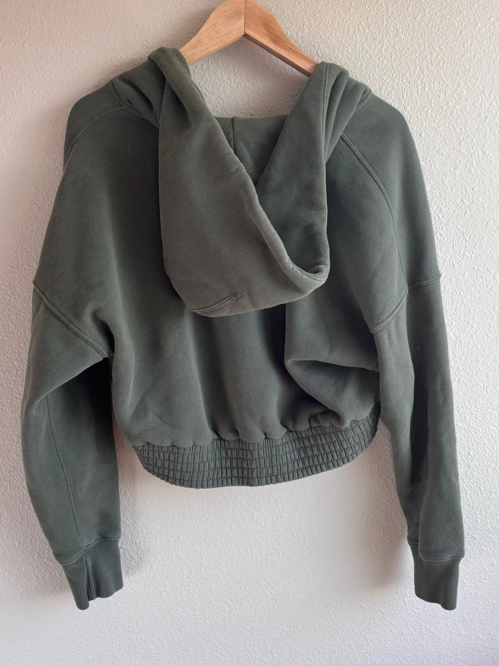 Abercrombie & Fitch Cropped Zip Hoodie in Olive Green - Picture 4 of 6